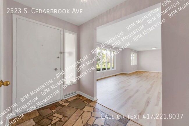 Foto del edificio - SOUTHERN HILLS 3BEDROOM/2.5BATHROOOM