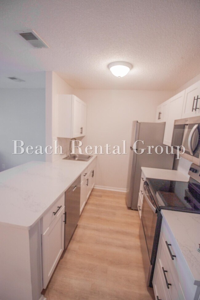 Foto del edificio - 6840 Blue Heron Blvd