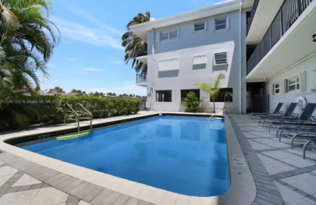 Foto del edificio - 2600 S Ocean Dr