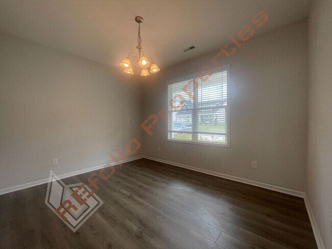 Foto del edificio - Beautiful 4BD 2.5BA Home w/Primary Suite o...