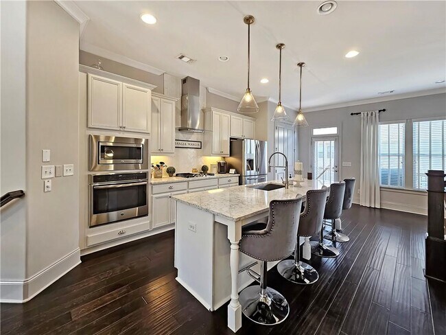 Building Photo - 2142 Coventry Dr