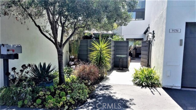 Building Photo - 35236 Camino Capistrano
