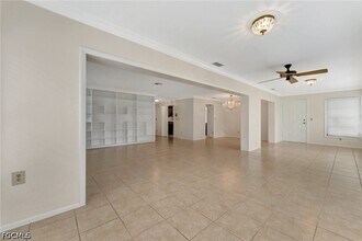 Building Photo - 1516 Sautern Dr SW