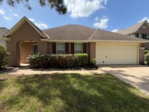Building Photo - 24627 Cobble Canyon Ln