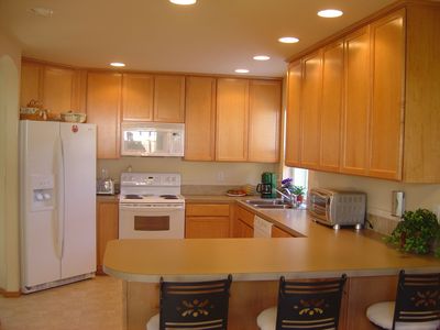 Building Photo - 425 Flower Meadows St