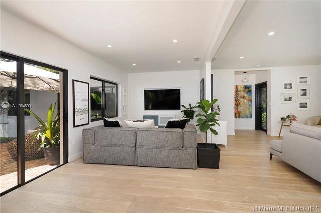 Foto del edificio - 3780 Crawford Ave