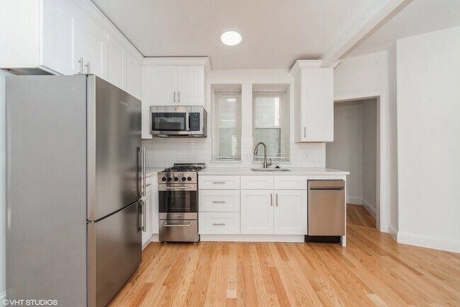 Building Photo - 107 Park Dr