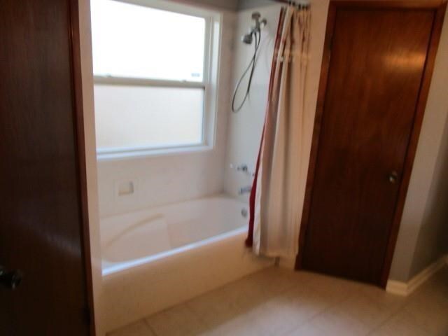 Foto del edificio - 130 Willow Wood Dr