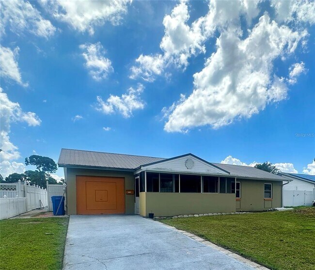 Foto del edificio - 7714 W Hiawatha St