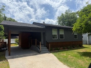 Building Photo - 3318 Dellwood Ave
