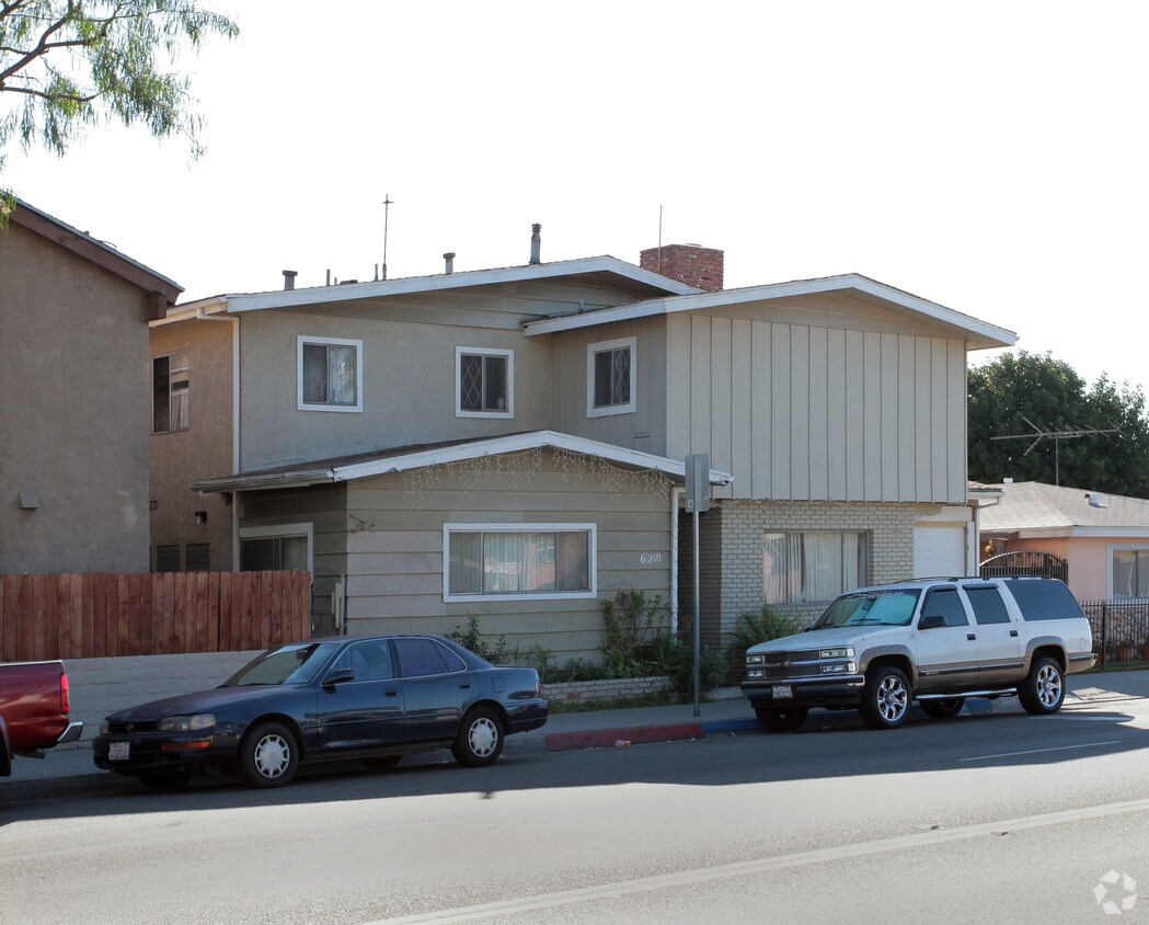 Building Photo - 6210 Miles Ave