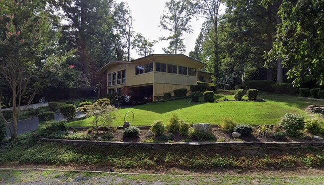 Building Photo - 6342 Waterway Dr