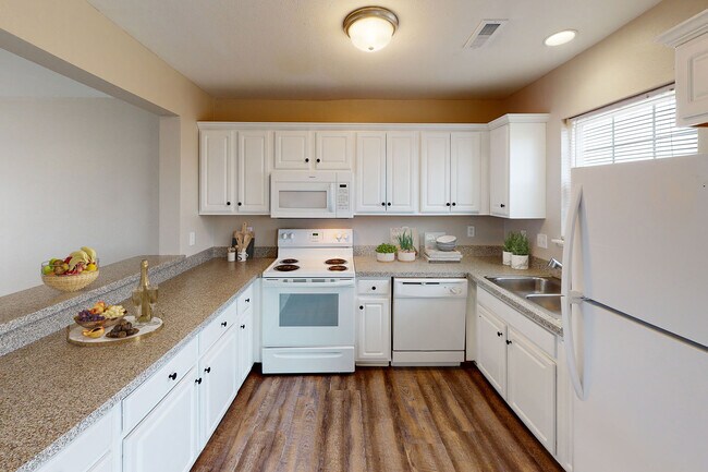 Building Photo - Owens Lake Commons