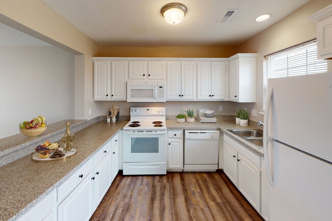 Building Photo - Owens Lake Commons