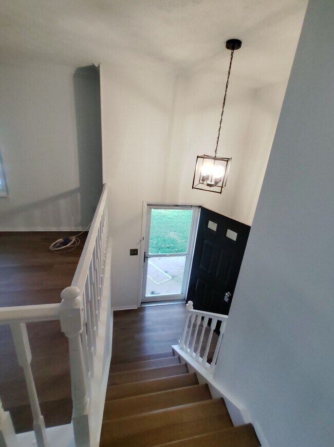 Foto del edificio - 5811 Heming Ave