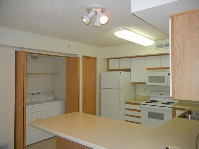 Foto del edificio - 2861 Coral Ct