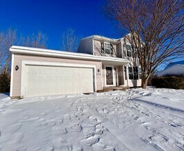 Building Photo - 2104 Shiloh Point SE