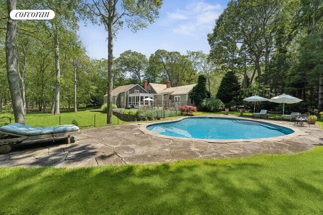 Foto del edificio - 9 Salt Meadow Ln
