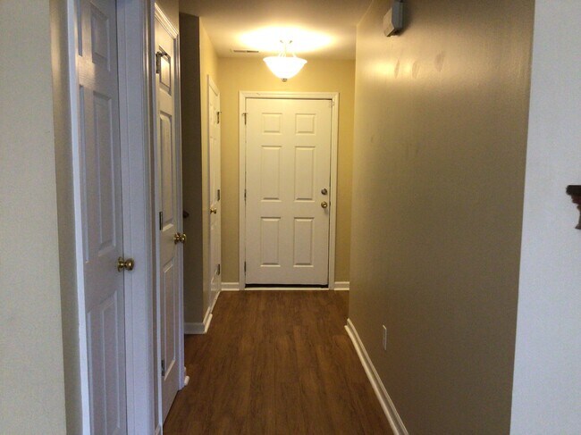 Foto del edificio - 119 Moon Shadow