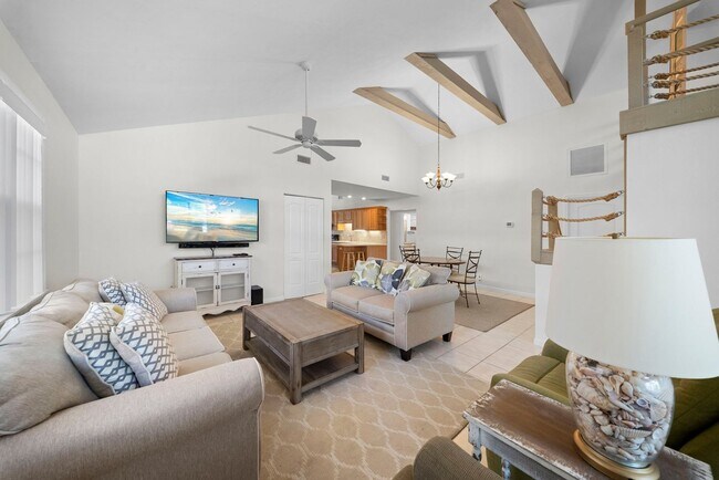 Foto del edificio - Naples Park - 3 Bedroom/2 Bath - Annual Rental