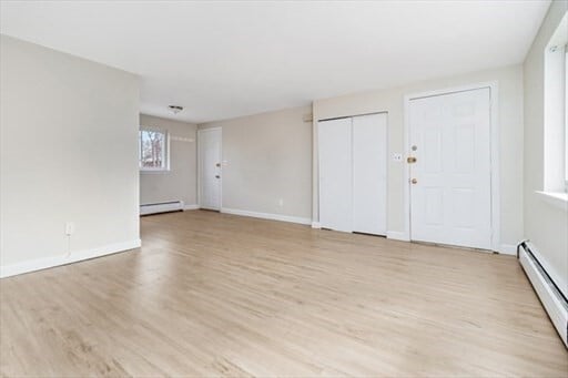 Building Photo - 146 Bishop Dr