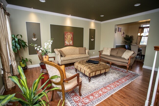 Foto del edificio - 8 Providence Dr