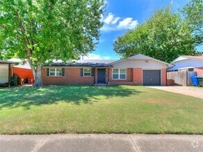 Building Photo - 212 S Mercedes Dr