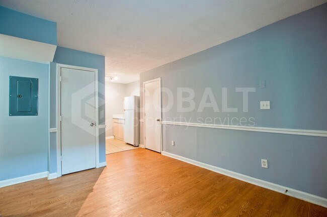Foto del edificio - 235 Lampkin St NE