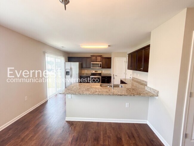 Foto del edificio - Limited Time Special Offer / 3 Bed, 2.5 Bath Home with Garage / Pet-Friendly / Vouchers Accepted ...