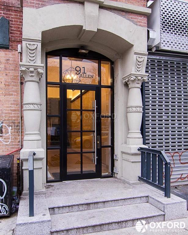 Primary Photo - 91 Allen St