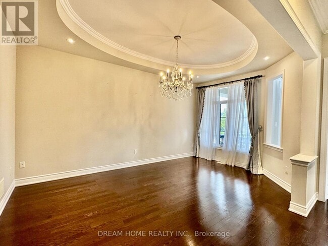 Photo du bâtiment - 28 Larkin Ave