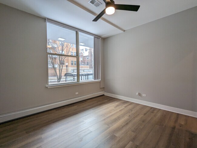 Foto del edificio - 5556 N Sheridan Rd
