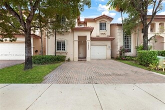 Building Photo - 11552 NW 69th Terrace