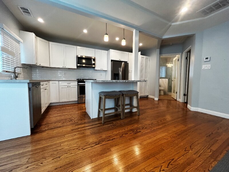 Foto principal - 646 Westminster Dr