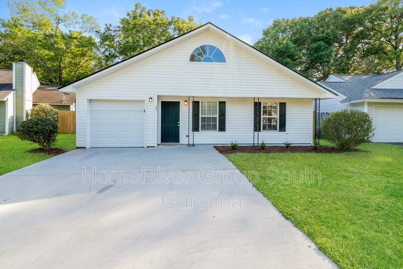 Primary Photo - 108 Robert Dr
