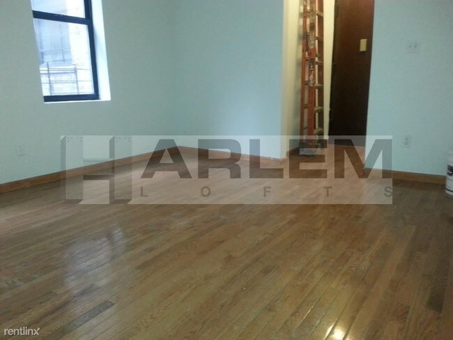 Building Photo - 527 W 158th St