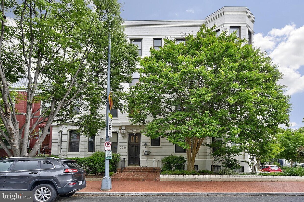 520 E St NE Unit 204, Washington, DC 20002 Apartment for Rent in Washington, DC