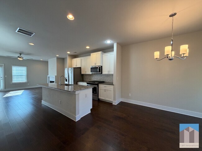 Building Photo - 3782 Oxford Cir