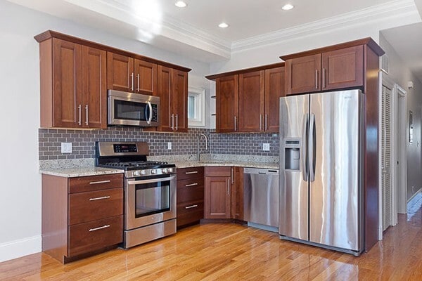 Building Photo - 502 Sumner St