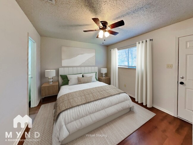 Foto del edificio - 1303 Berry Dr