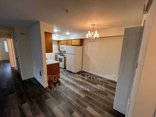 Foto del edificio - 8324 SE Rhine St