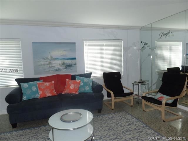 Building Photo - 1410 S Ocean Blvd