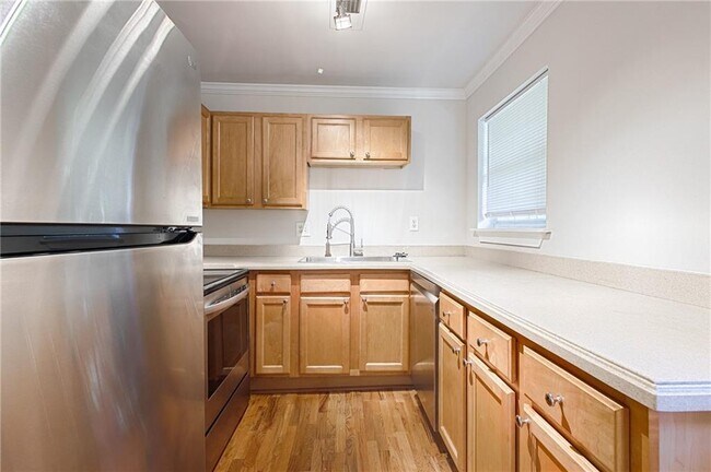 Foto del edificio - 1643 Briarcliff Rd NE