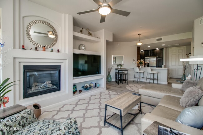 Building Photo - 5350 E Deer Valley Dr
