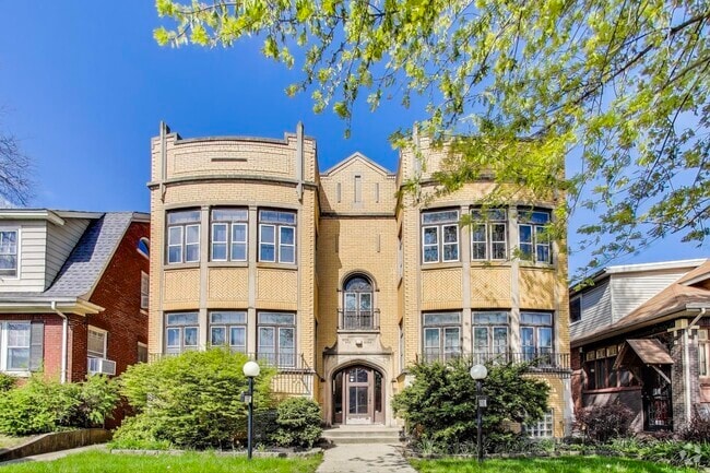 Building Photo - 8152 S Merrill Ave