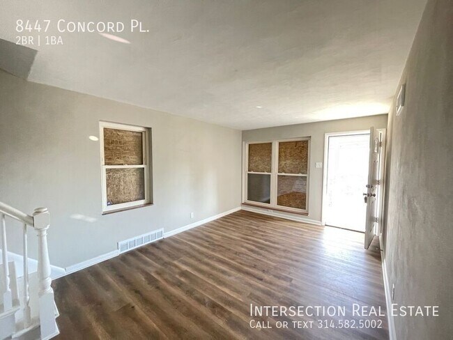 Foto del edificio - 8447 Concord Pl