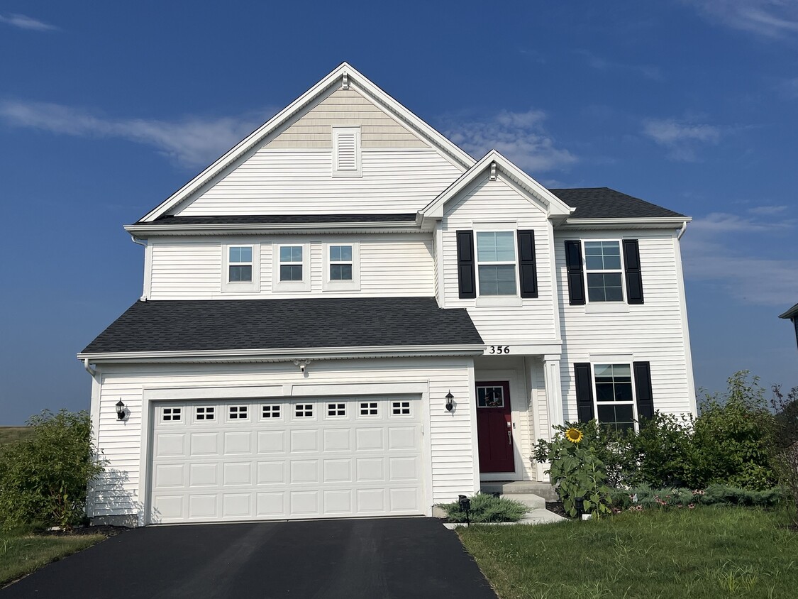 Foto principal - 356 S Pointe Ave