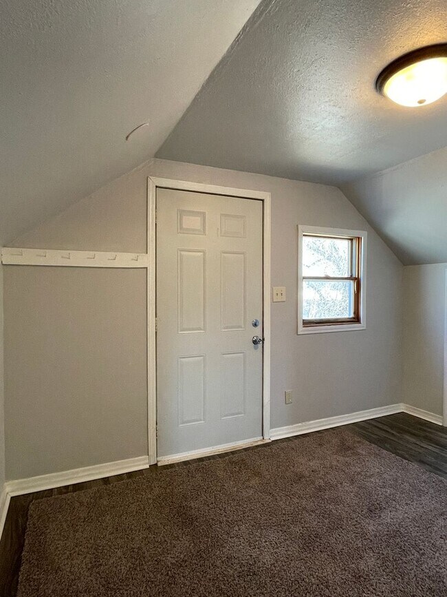 Foto del edificio - 405 E Watertown St