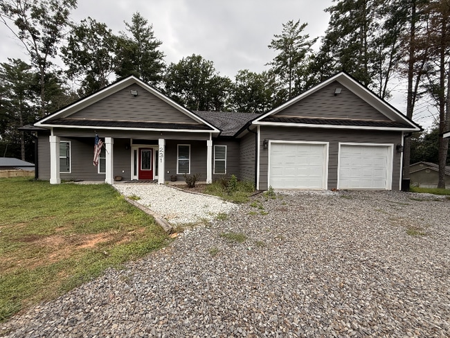 Building Photo - 231 Farmer Cir