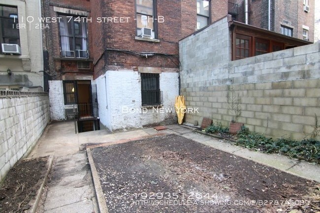 Foto del edificio - 110 W 74th St